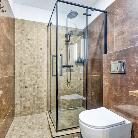 Stylish Flat With Heated Floors And Private Parking * リガ