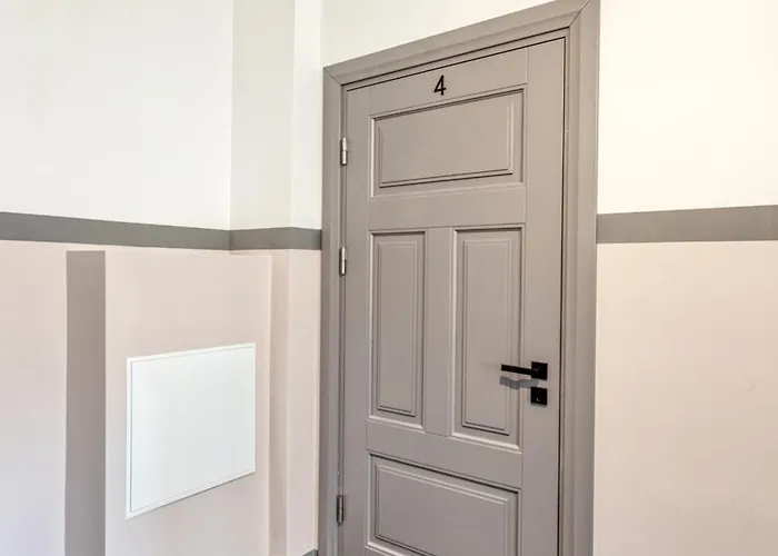 Stylish Flat With Heated Floors And Private Parking Apartment